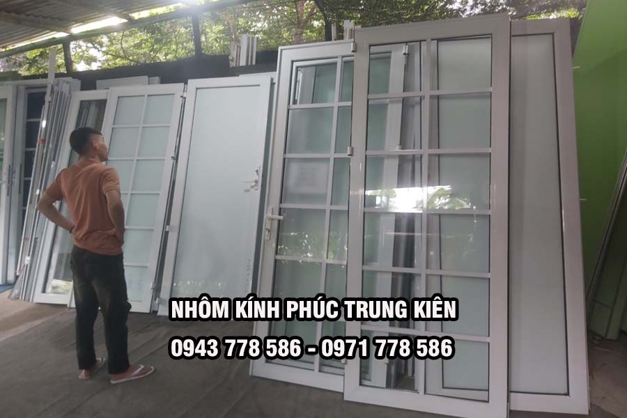 doi-tac-thu-mua-cua-nhom-kinh